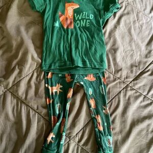 Old Navy Green Fox 'Wild One' Pajama Set